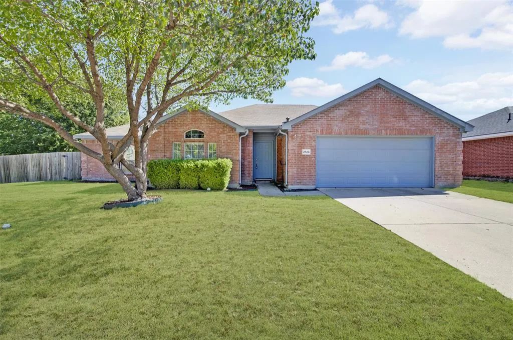 2724 Douglas Drive