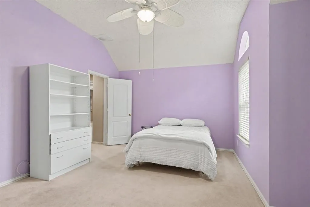 1713 Endicott Drive