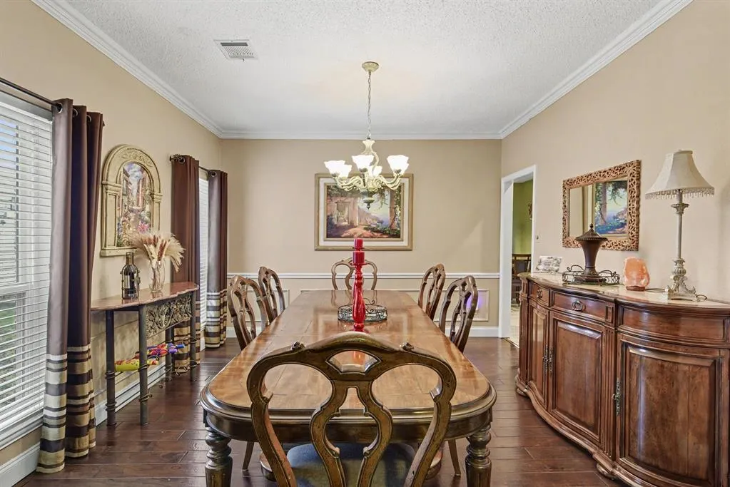 1713 Endicott Drive