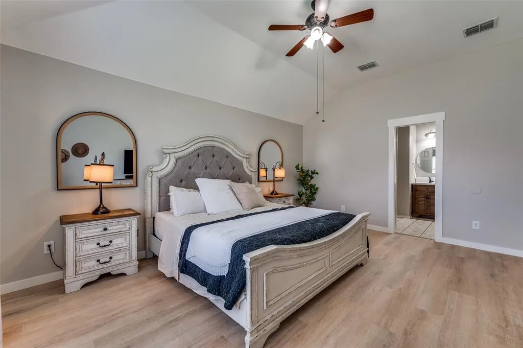 2820 Saddlebred Trail