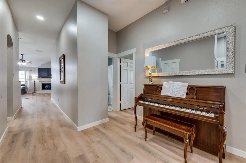 2820 Saddlebred Trail