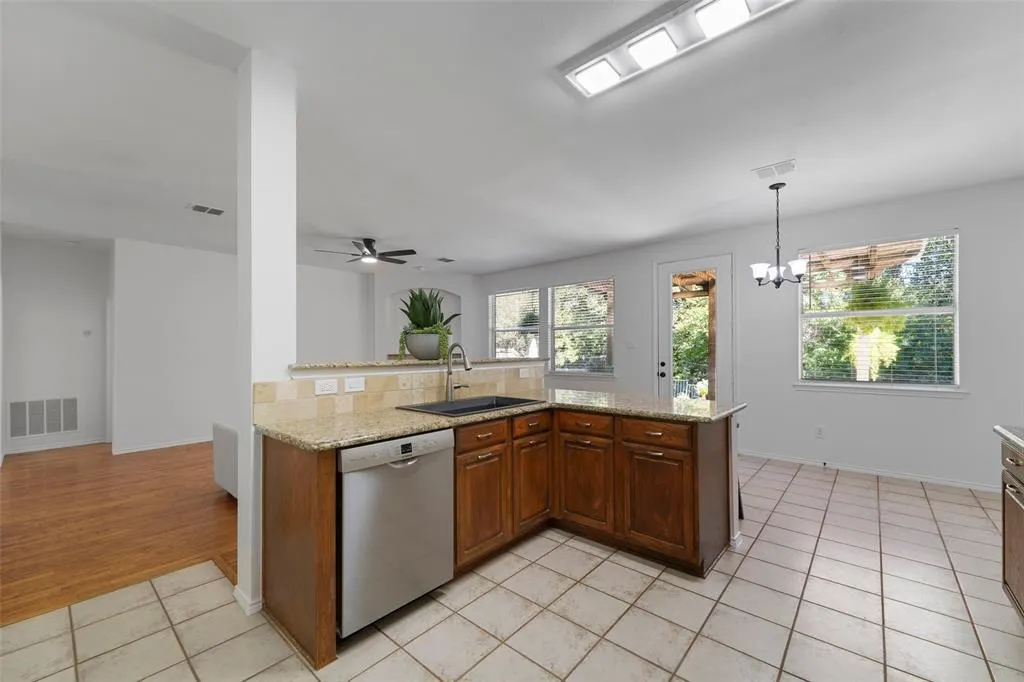 2337 Magnolia Drive