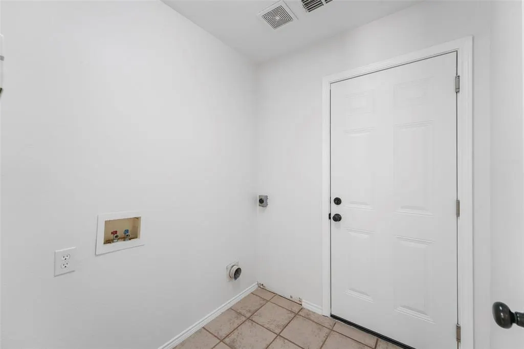 2337 Magnolia Drive