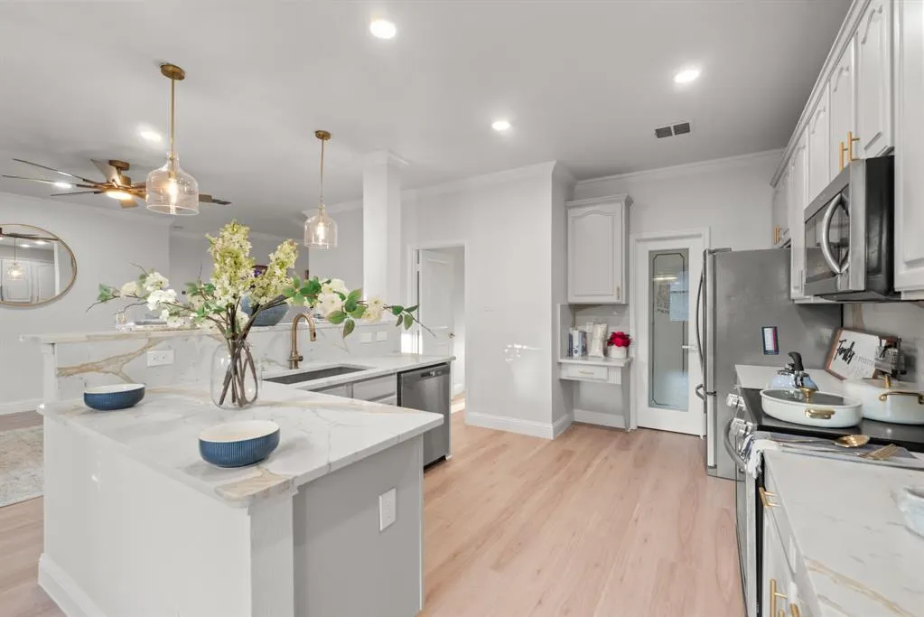 2208 Sheldon Drive