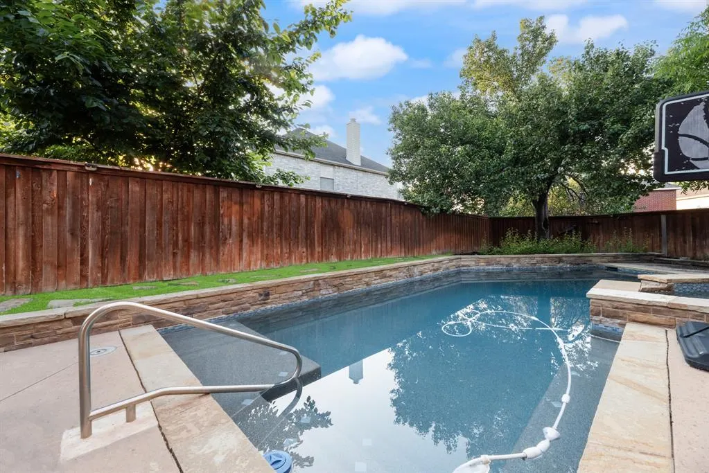 2208 Sheldon Drive