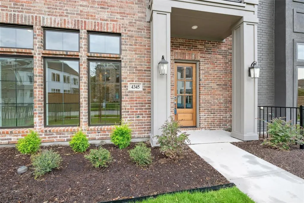 4345 Corn Husk Drive
