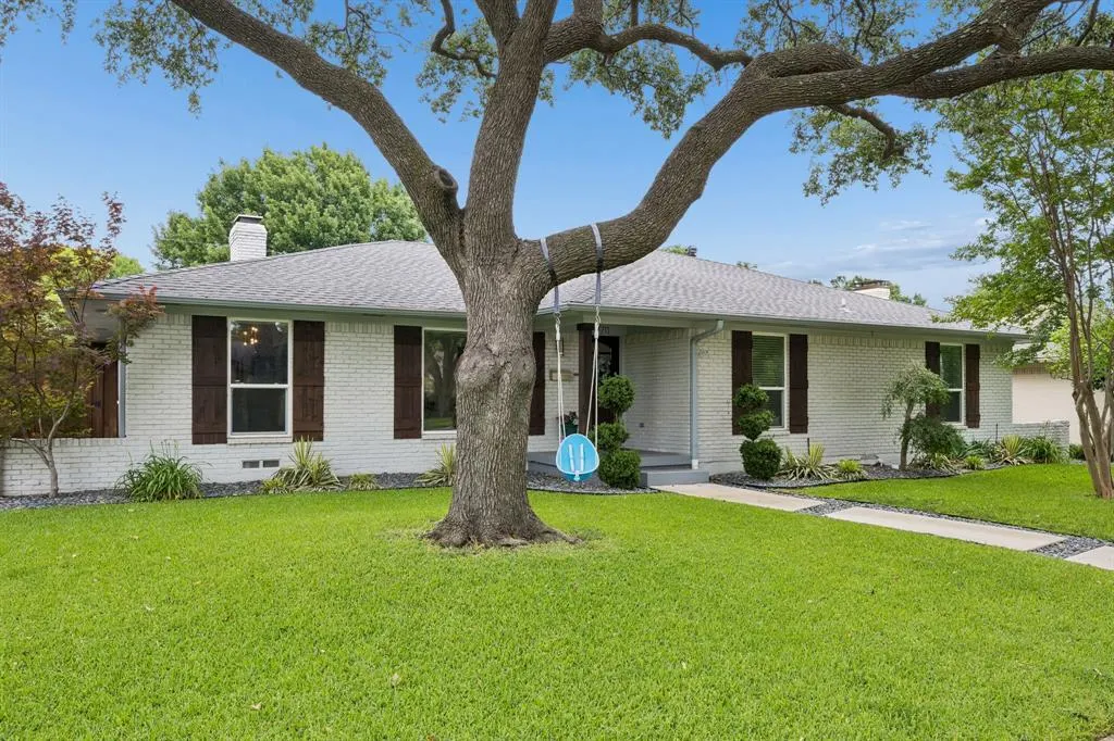 7711 La Avenida Drive