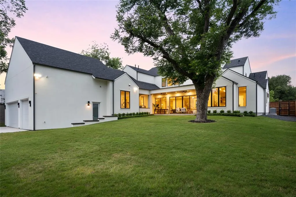 7522 Midbury Drive