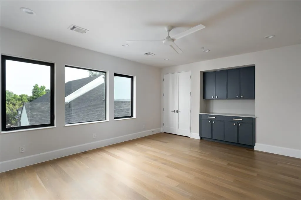 7522 Midbury Drive