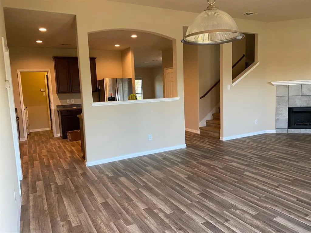 1060 Barrington Drive