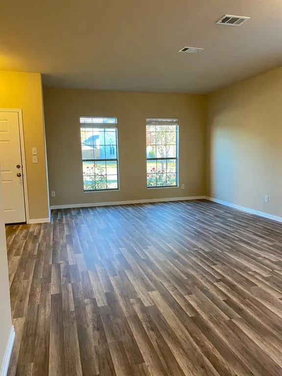 1060 Barrington Drive