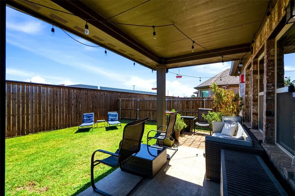 2208 Maplewood Drive