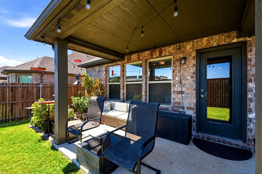 2208 Maplewood Drive