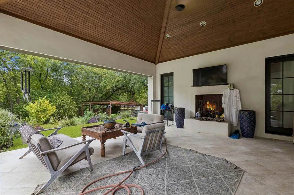 7217 Fisher Road