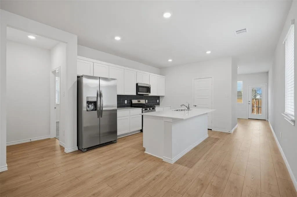 2541 Crestone Drive