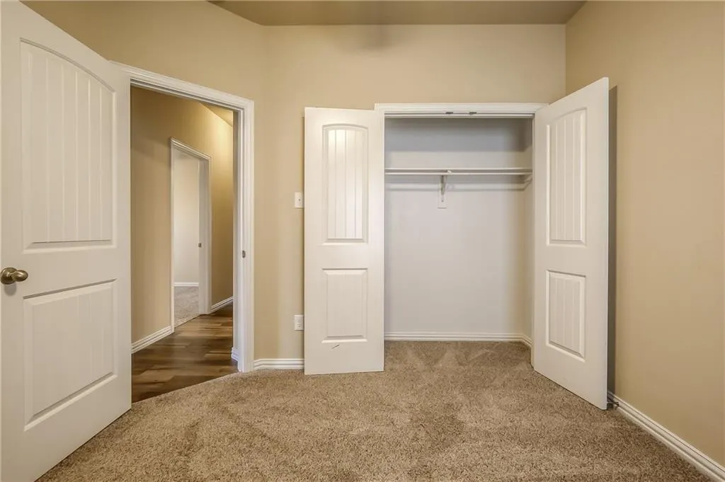 817 Silvermoon Drive