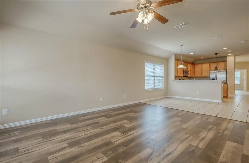 817 Silvermoon Drive