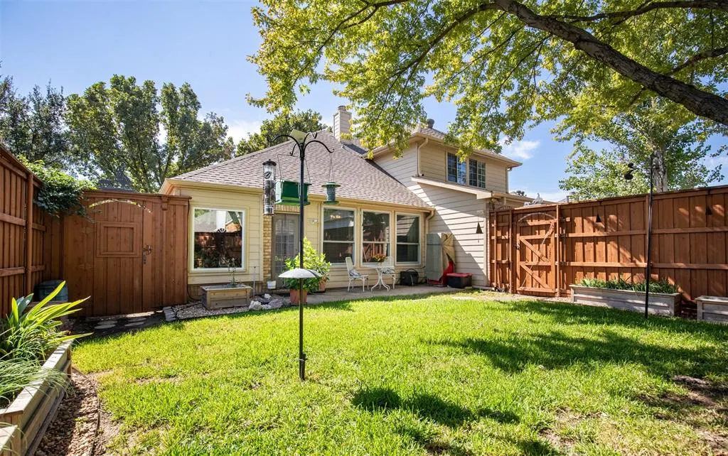 10208 Noel Drive