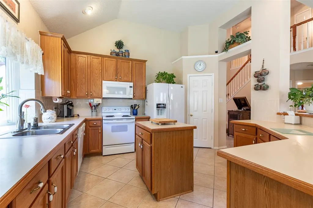 10208 Noel Drive