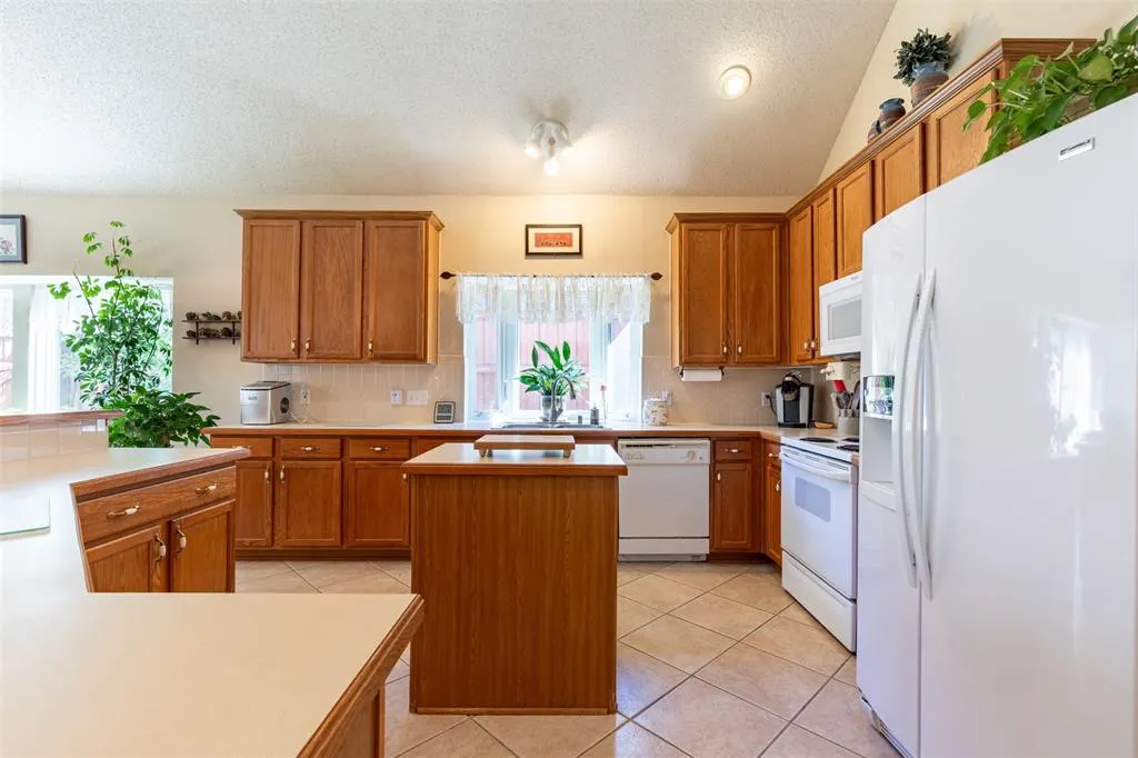 10208 Noel Drive