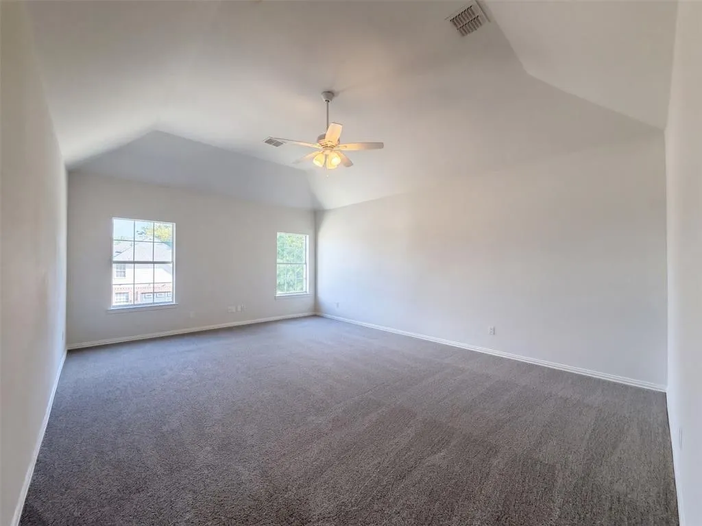 3218 Berry Hollow