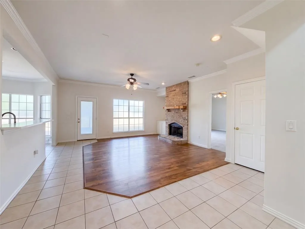 3218 Berry Hollow