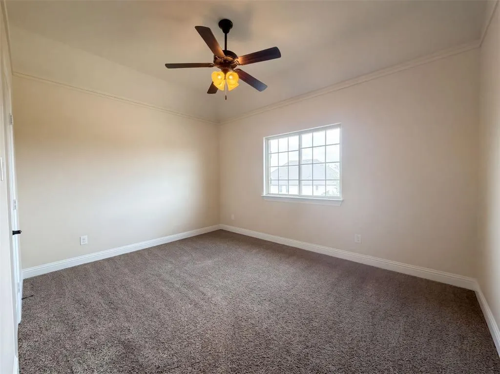 7913 Caddo Cove