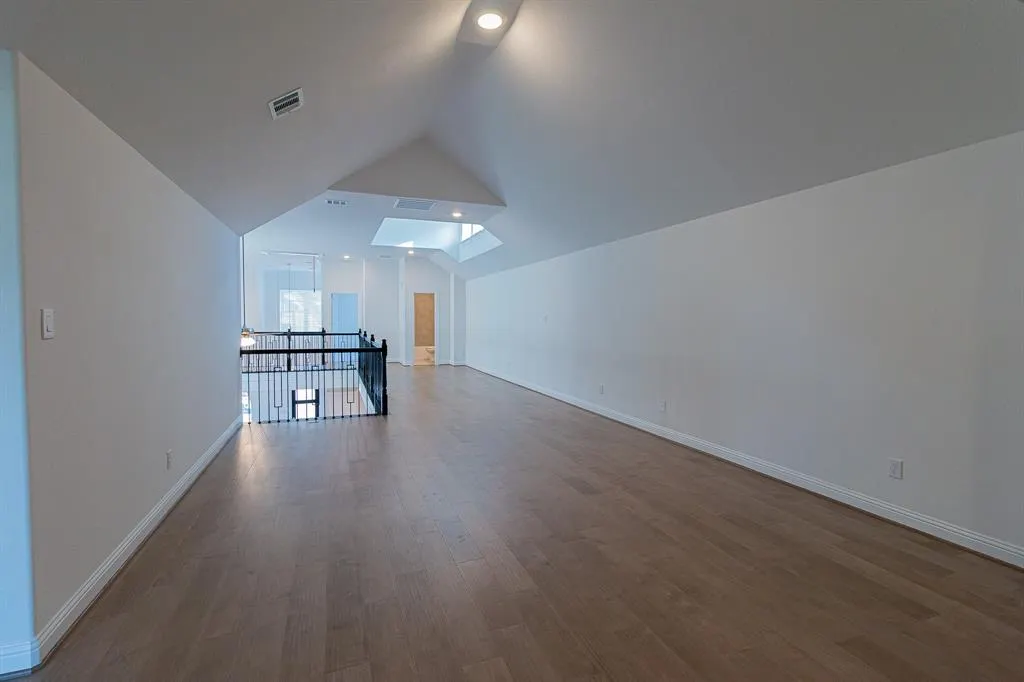 4924 Daybreak Drive
