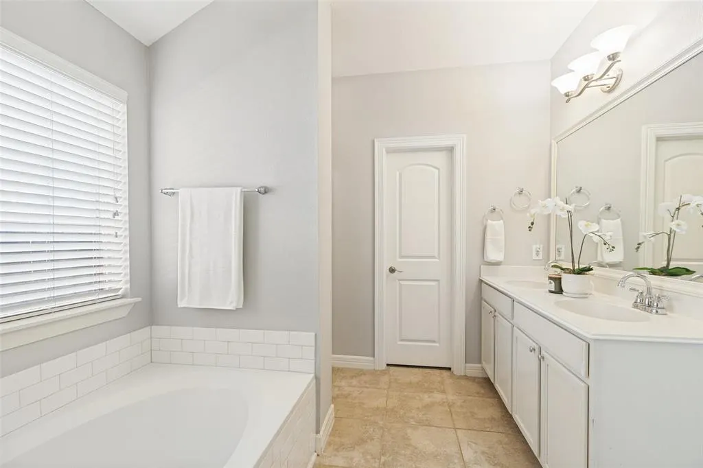 5825 Quicksilver Drive