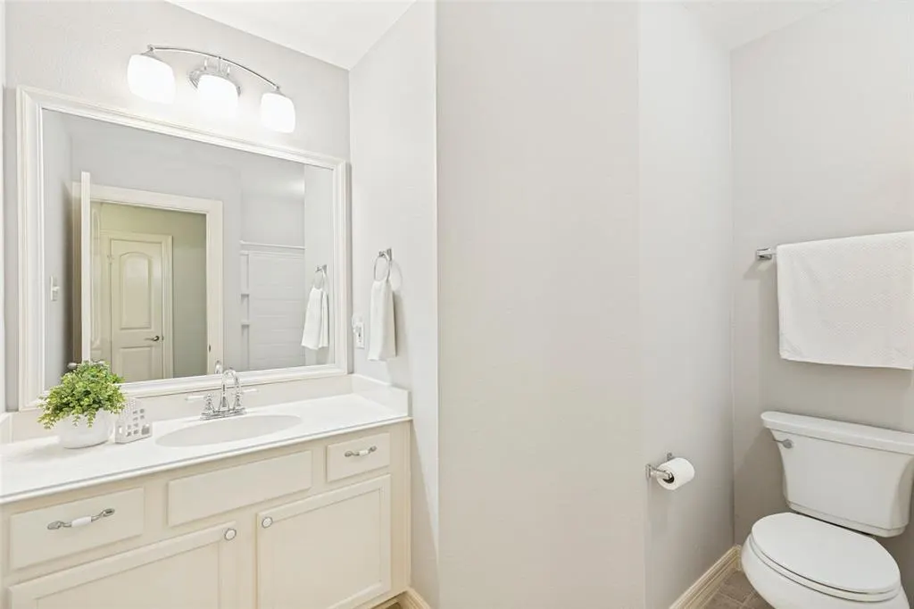 5825 Quicksilver Drive