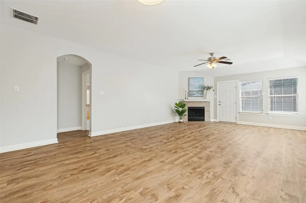 5825 Quicksilver Drive