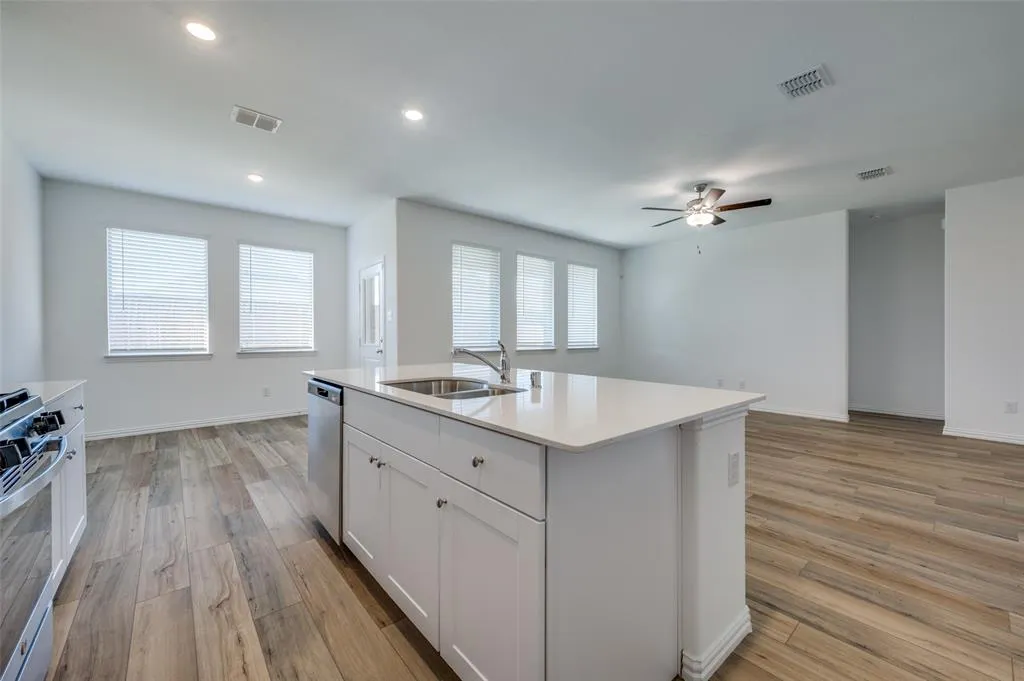 4016 Kaufman Court