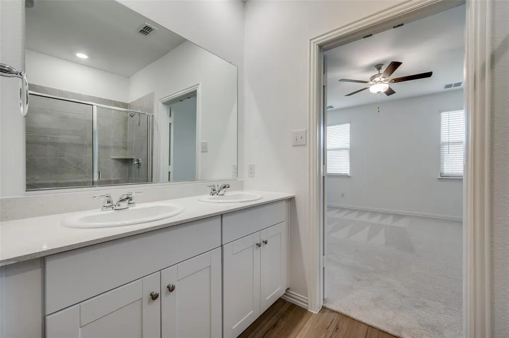 4016 Kaufman Court