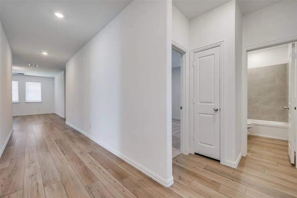 4016 Kaufman Court