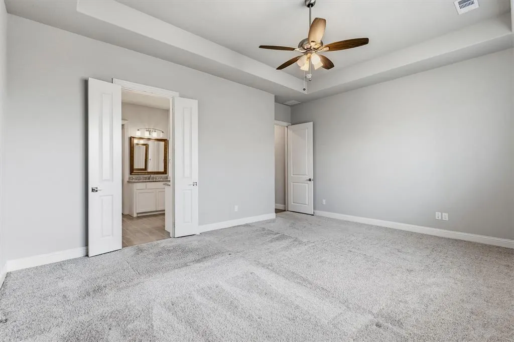 4128 Crowe Lane