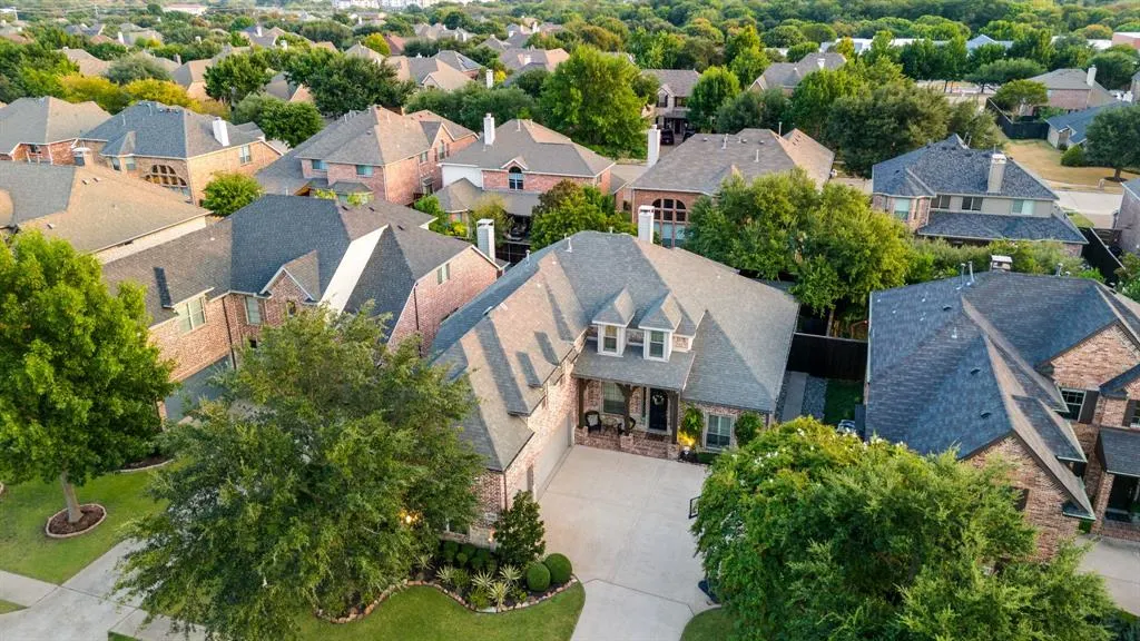 15605 Crown Cove Lane