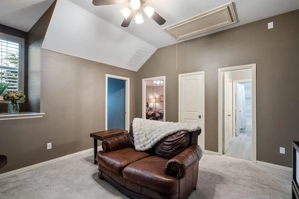 15605 Crown Cove Lane