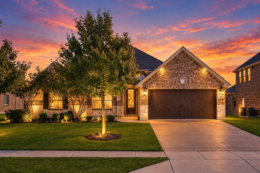 4312 Salado Creek Way