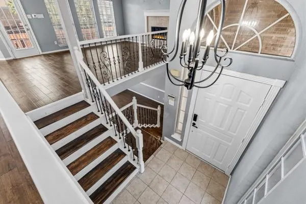 220 Cove Drive