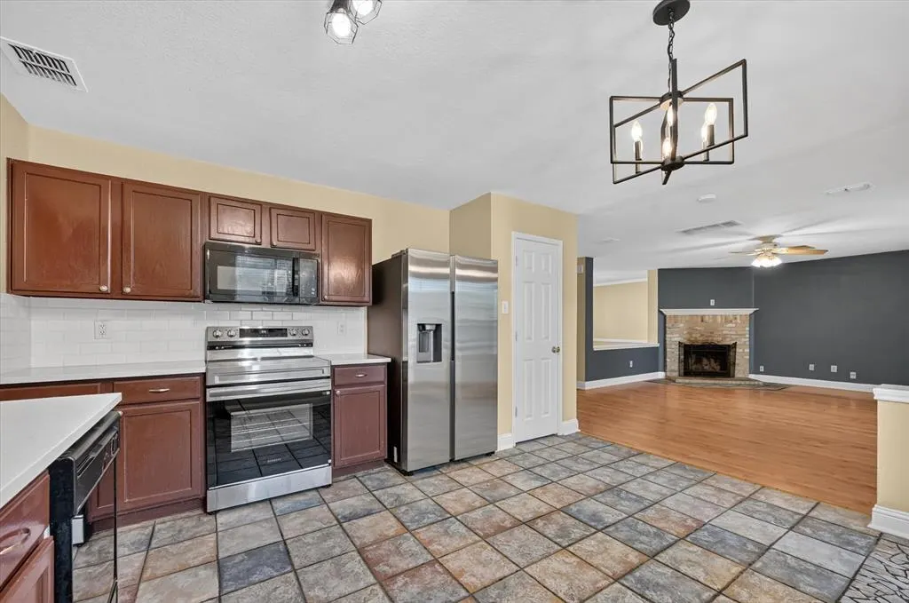 2613 Sundance Drive