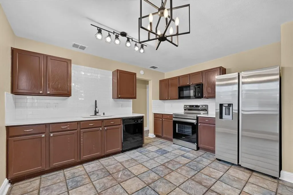 2613 Sundance Drive