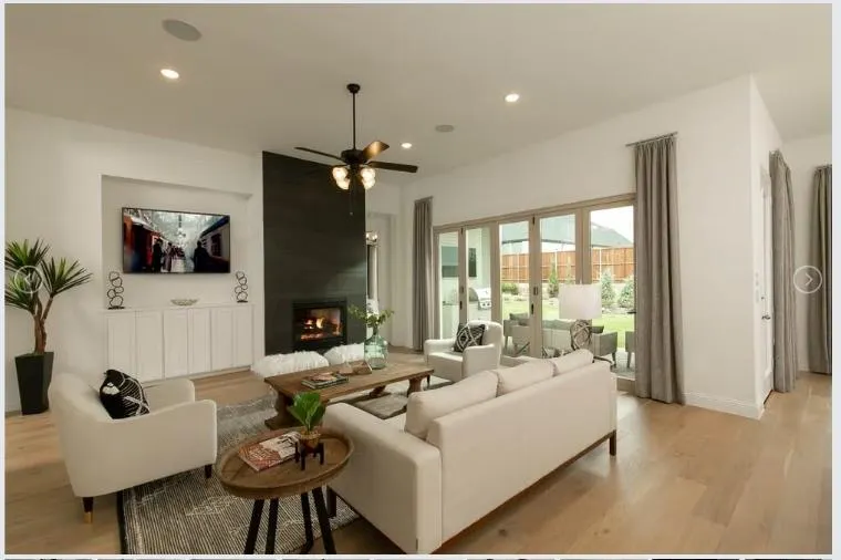 1104 Lismore Drive