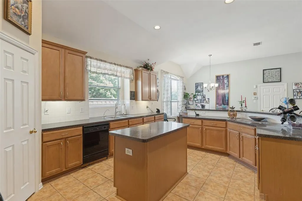 5000 Adolphus Drive