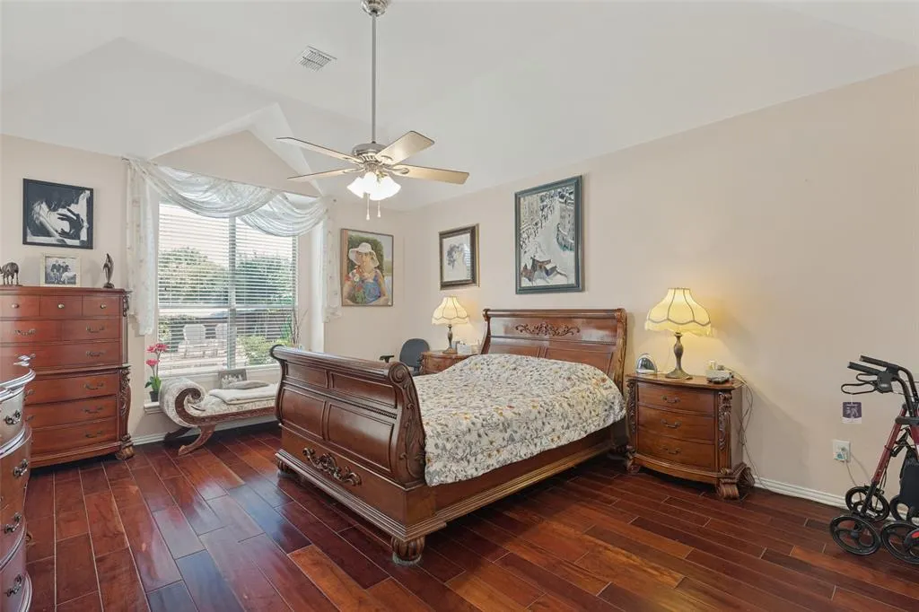 5000 Adolphus Drive