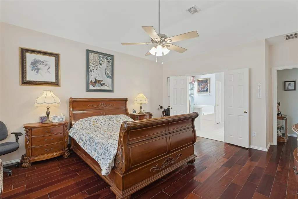 5000 Adolphus Drive