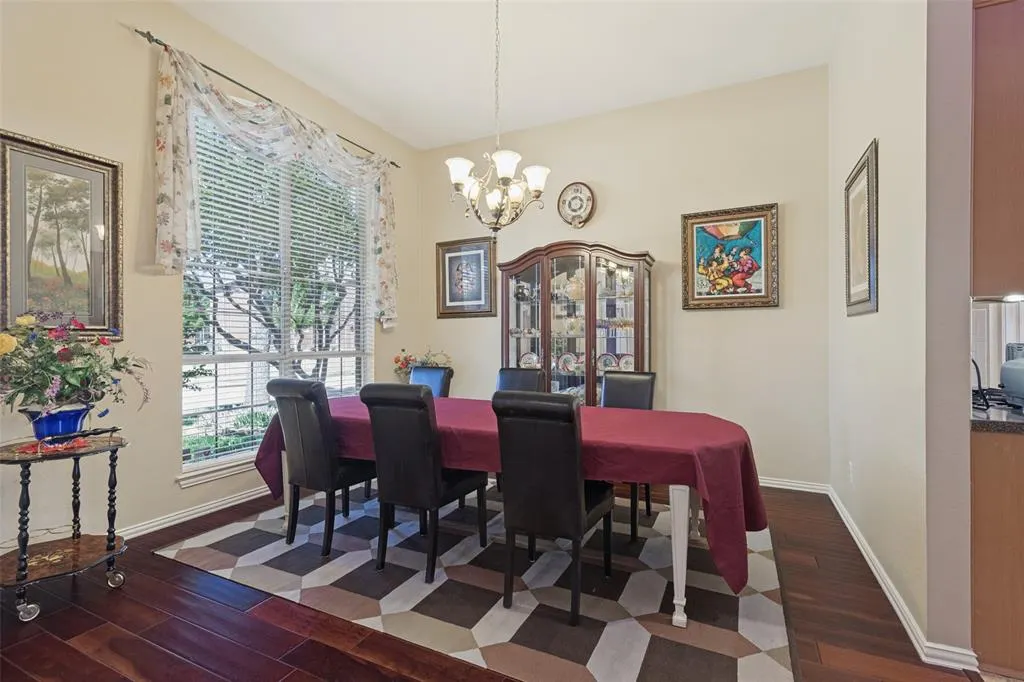 5000 Adolphus Drive