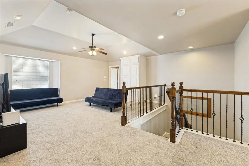 1227 Comanche Drive