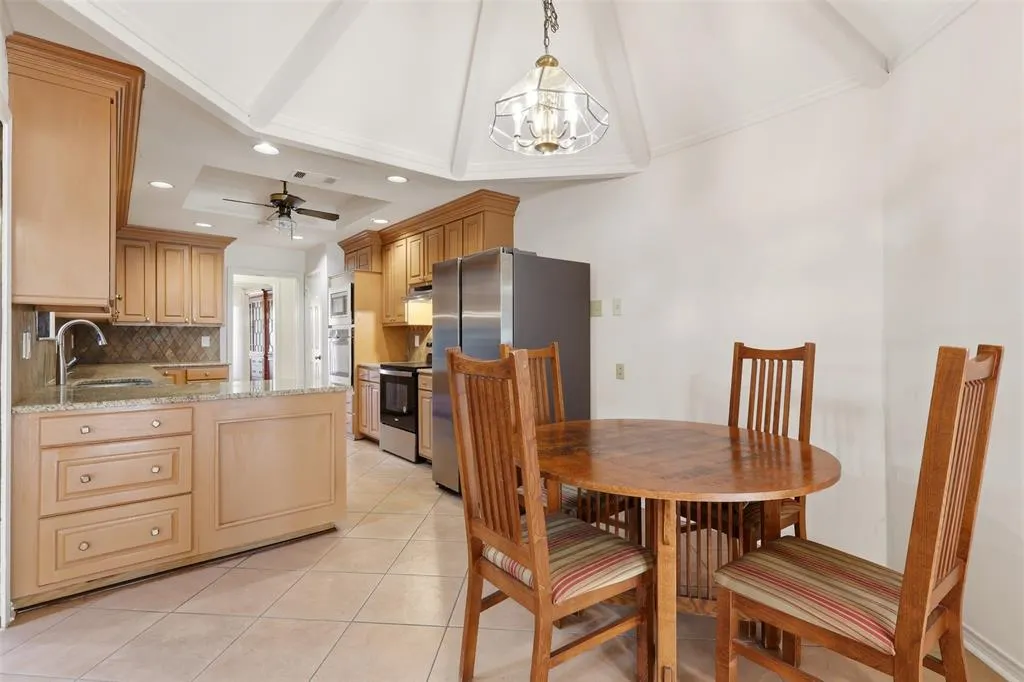 2700 Nighthawk Drive