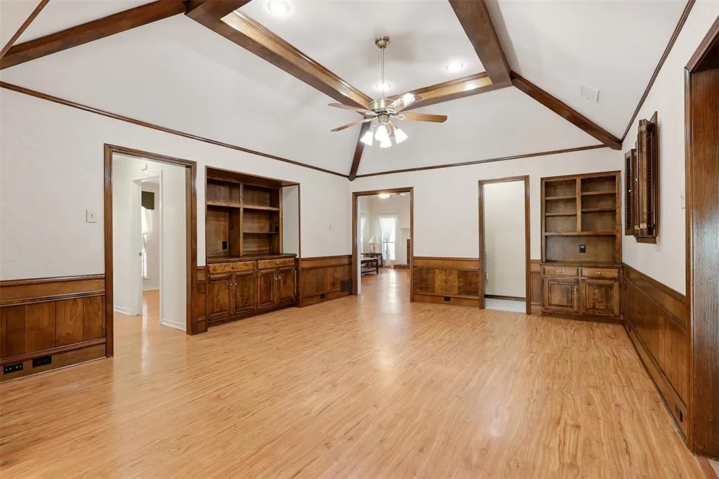 2700 Nighthawk Drive