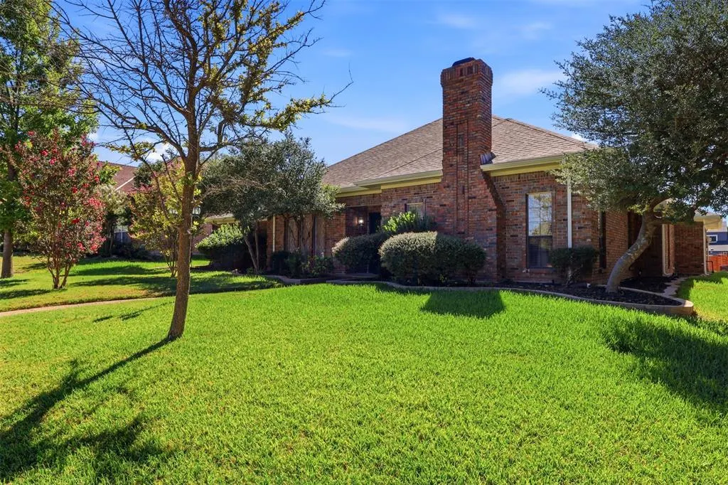 2700 Nighthawk Drive